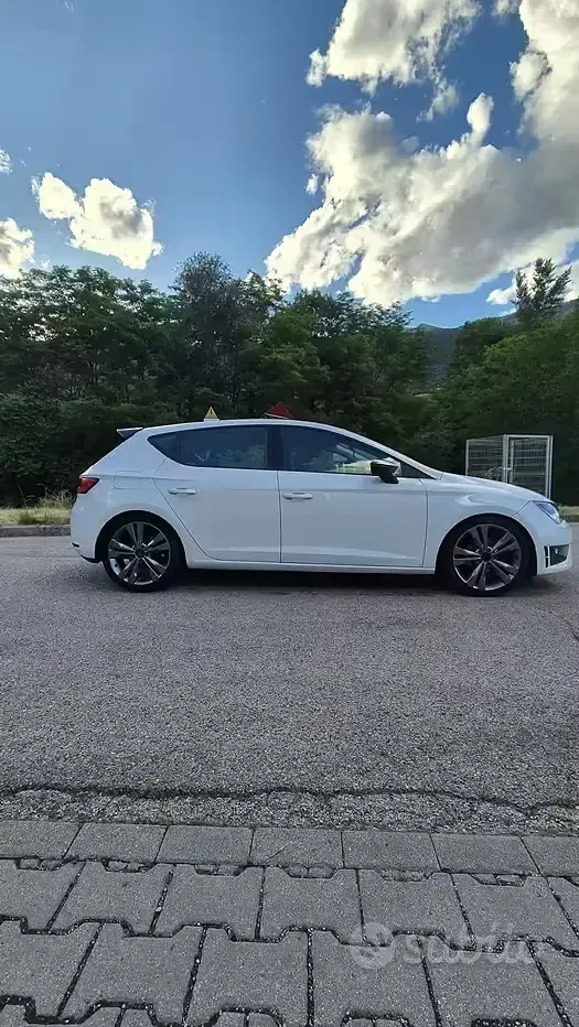 Usata Seat Leon 110 CV (80 kW) 2016 Bianco Berlina