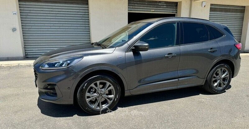 Usata Ford Kuga 120 CV (88 kW) 2022 SUV