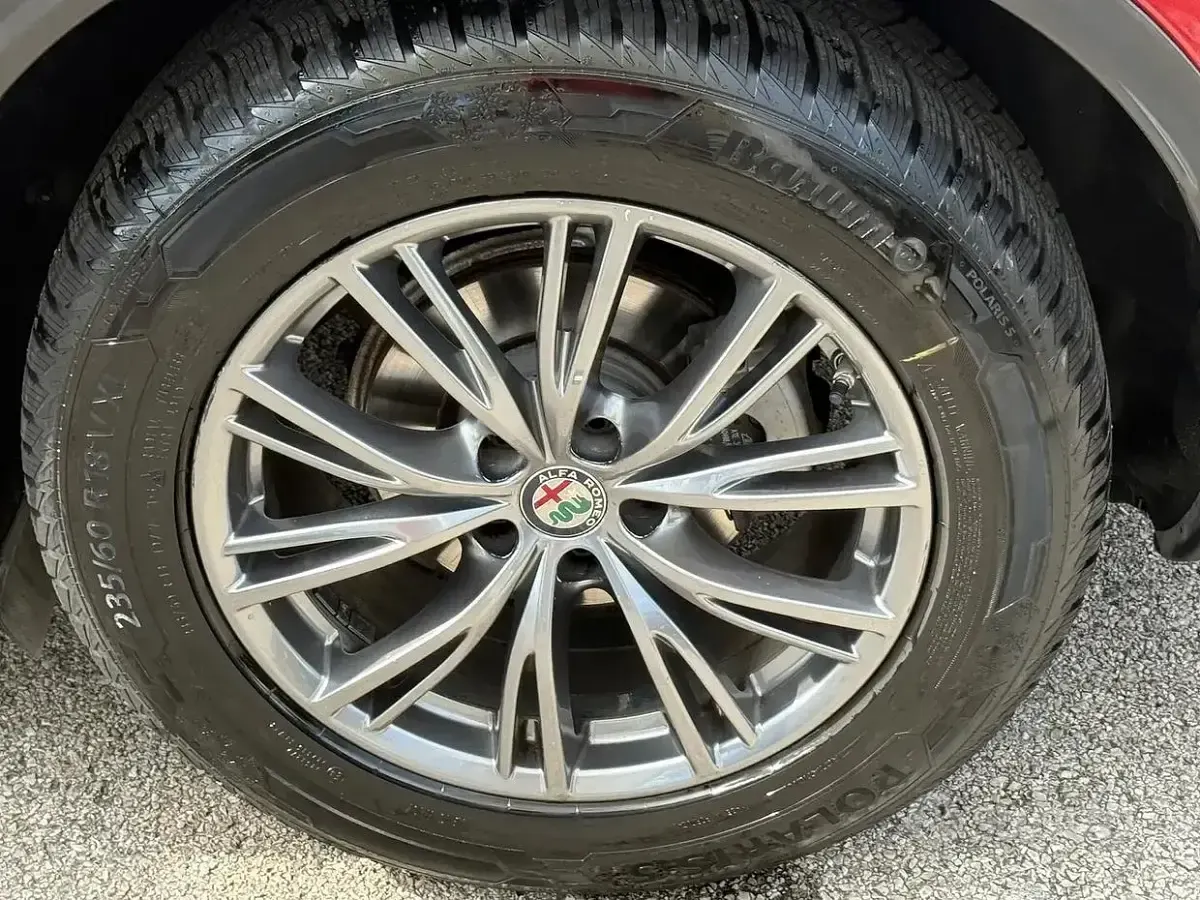 Usata Alfa Romeo Stelvio 190 CV (139 kW) 2020 Rosso SUV