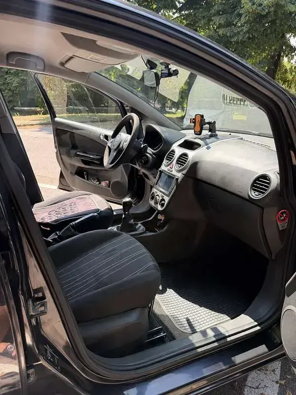 Usata Opel Corsa Club 80 CV (58 kW) 2009 Nero Utilitaria
