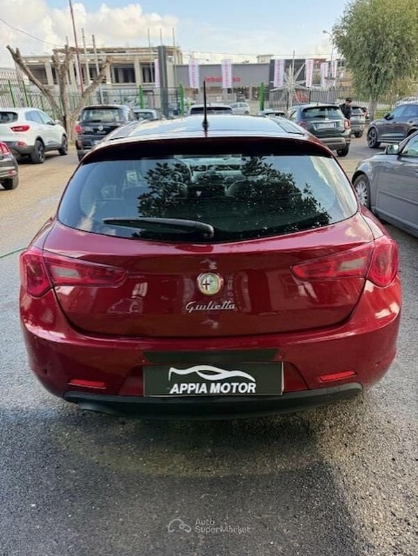 Usata Alfa Romeo Giulietta 170 CV (125 kW) 2010 Rosso Berlina