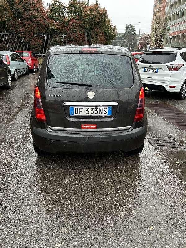 Usata Lancia Musa 95 CV (69 kW) 2007 Monovolume