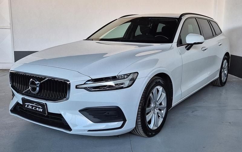 Usata Volvo V60 Business Edition 197 CV (144 kW) 2021 Bianco Station wagon
