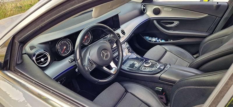 Usata Mercedes E220 Business 170 CV (125 kW) 2016 Berlina