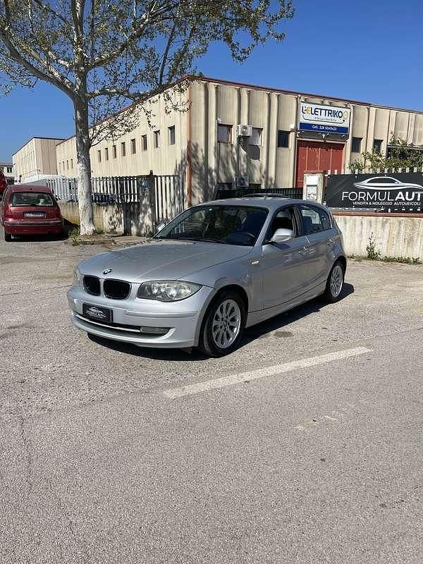 Usata BMW 118 143 CV (105 kW) 2011 Utilitaria