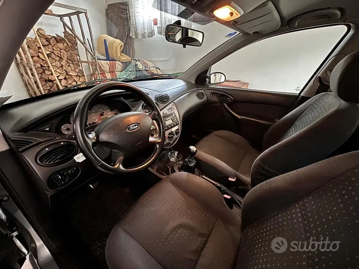 Usata Ford Focus 116 CV (85 kW) 2003 Berlina