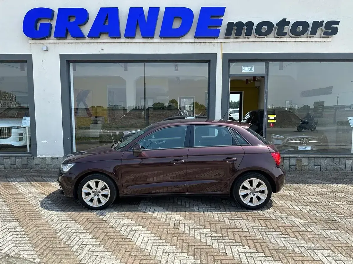 Usata Audi A1 Ambition 122 CV (89 kW) 2014 Rosso Utilitaria