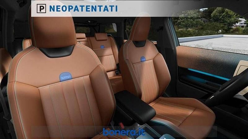 Usata Mini Cooper S Countryman Favoured 230 kW (313 CV) 2024 Smokey green SUV