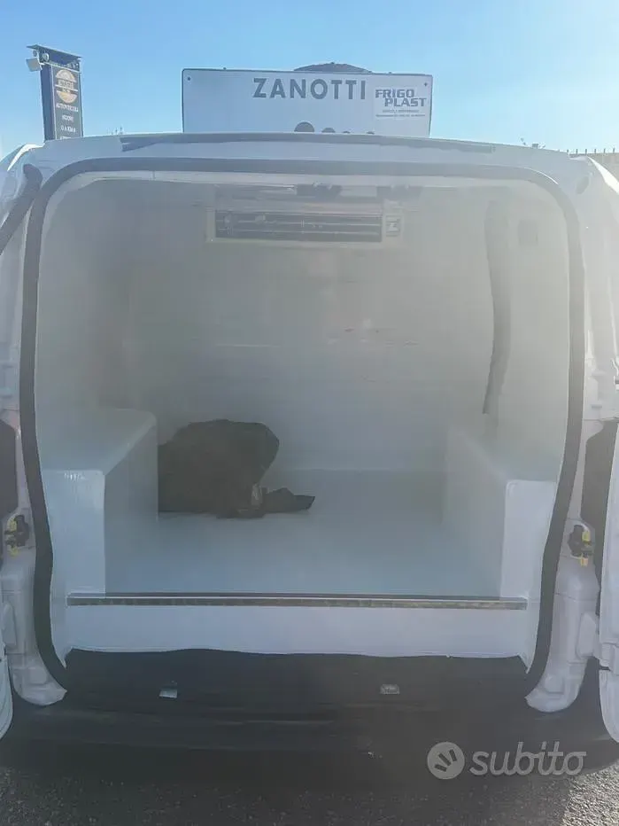 Usata Fiat Doblò Dynamic 90 CV (66 kW) 2012 Bianco Monovolume