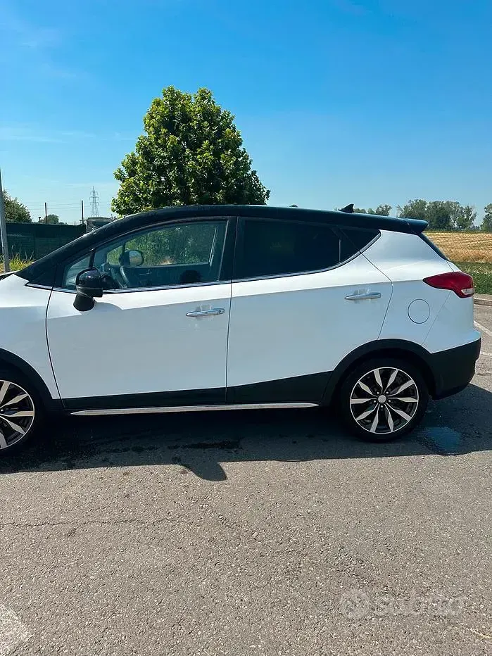 Usata EVO Evo 4 114 CV (83 kW) 2021 Bianco SUV