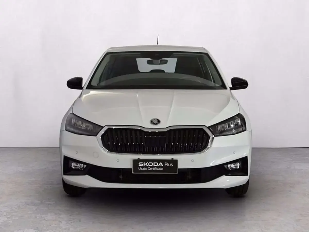 Usata Skoda Fabia 95 CV (69 kW) 2025 Bianco luna metallizzato Utilitaria