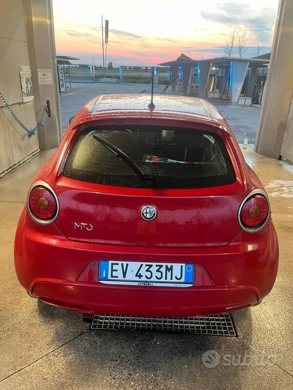 Usata Alfa Romeo MiTo 85 CV (62 kW) 2014 Rosso Utilitaria