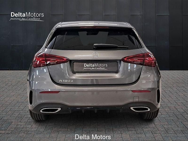 Neu Mercedes A180 AMG line 116 PS (85 kW) 2026 Schwarz Limousine