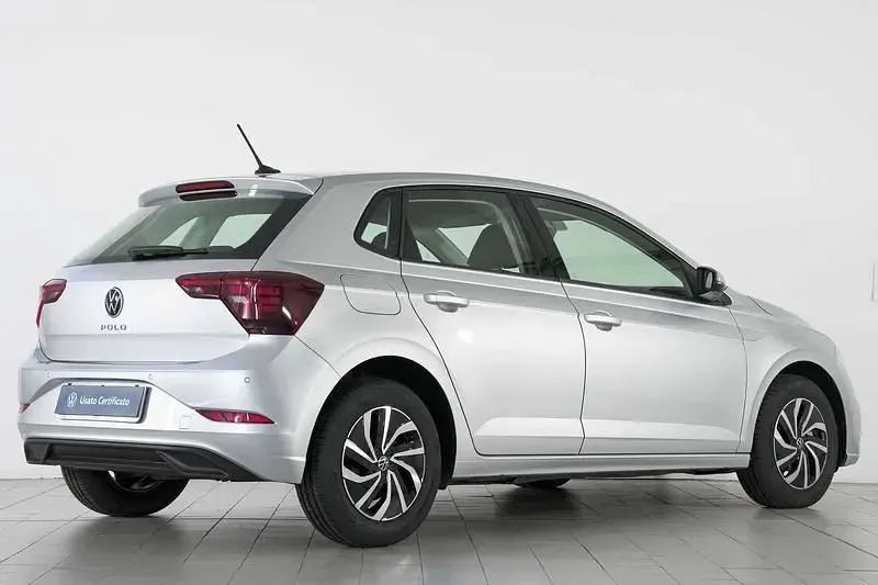 Usata VW Polo Life 95 CV (69 kW) 2025 Argento Utilitaria
