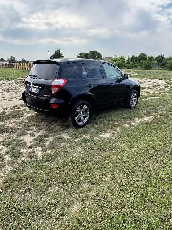 Usata Toyota RAV4 Luxury 150 CV (110 kW) 2009 SUV