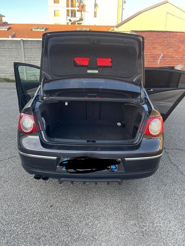 Usata VW Passat 2006 Marrone Berlina