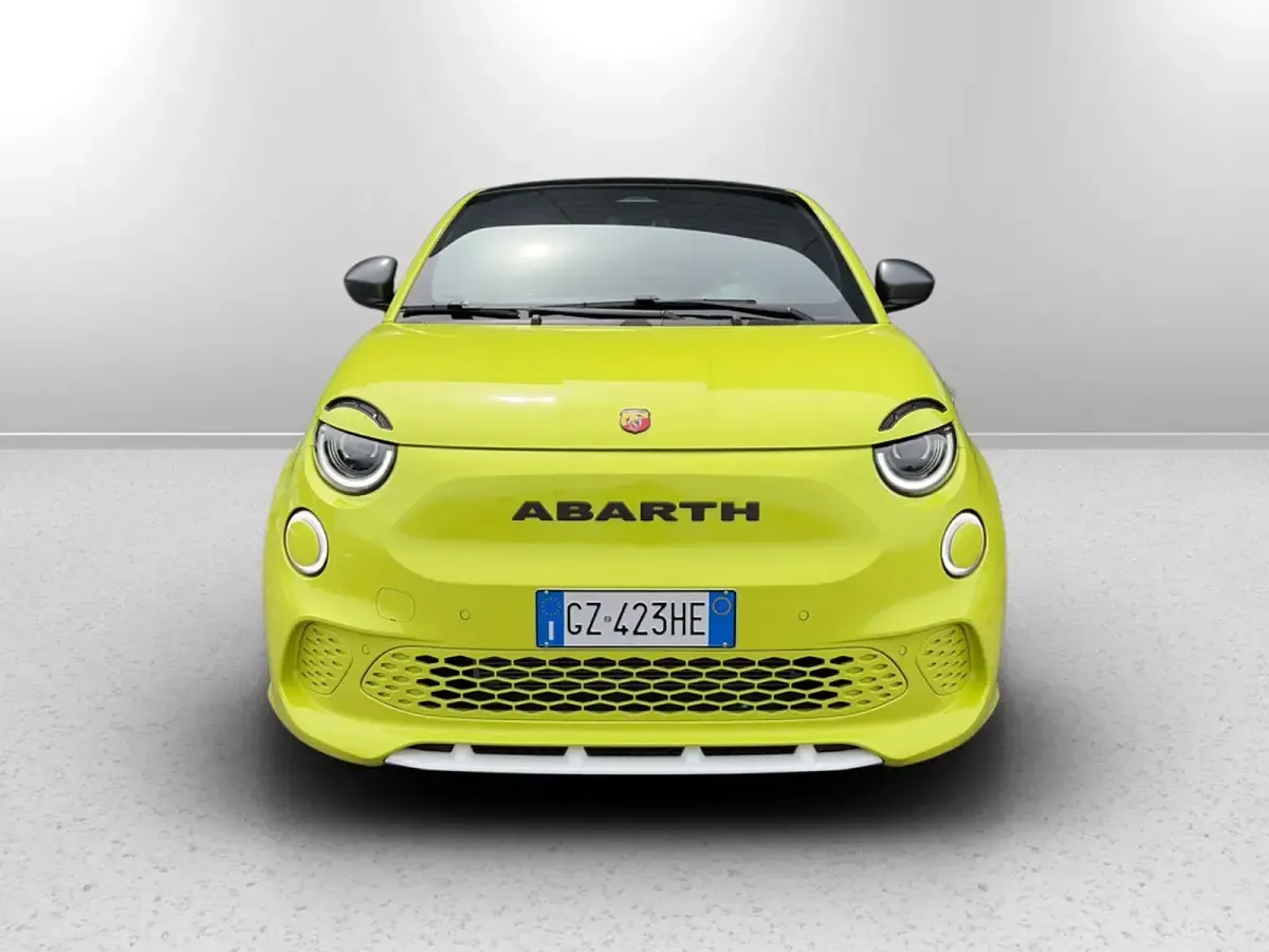 Usata Abarth 500e Turismo 47 kW (64 CV) 2025 Verde Utilitaria
