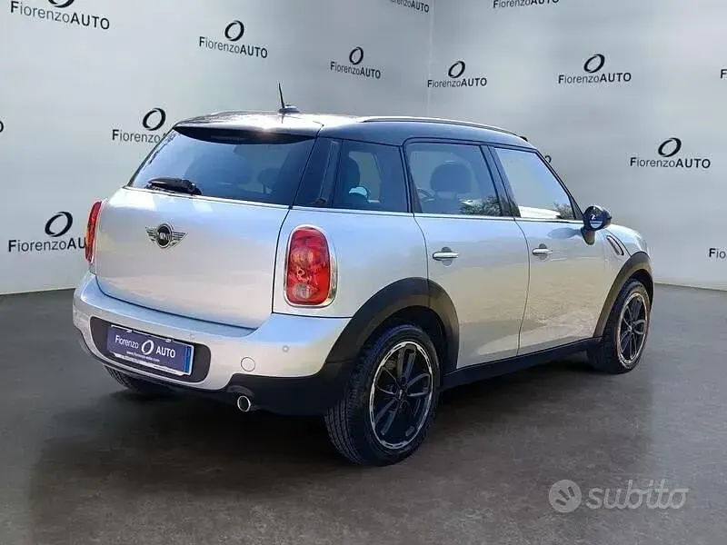 Usata Mini Cooper D Countryman Business 111 CV (81 kW) 2015 Grigio SUV