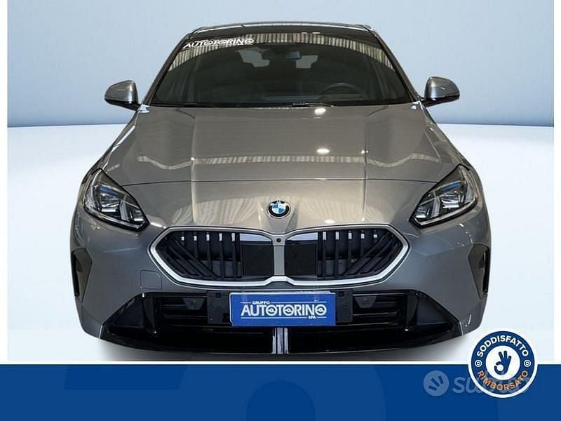 Usata BMW 120 M Sport 190 CV (139 kW) 2024 Grigio metallizzato Utilitaria