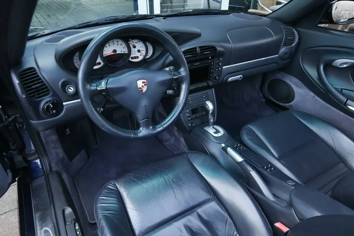 Usata Porsche 911 Carrera 4S Cabriolet 320 CV (235 kW) 2004 Blu Cabrio