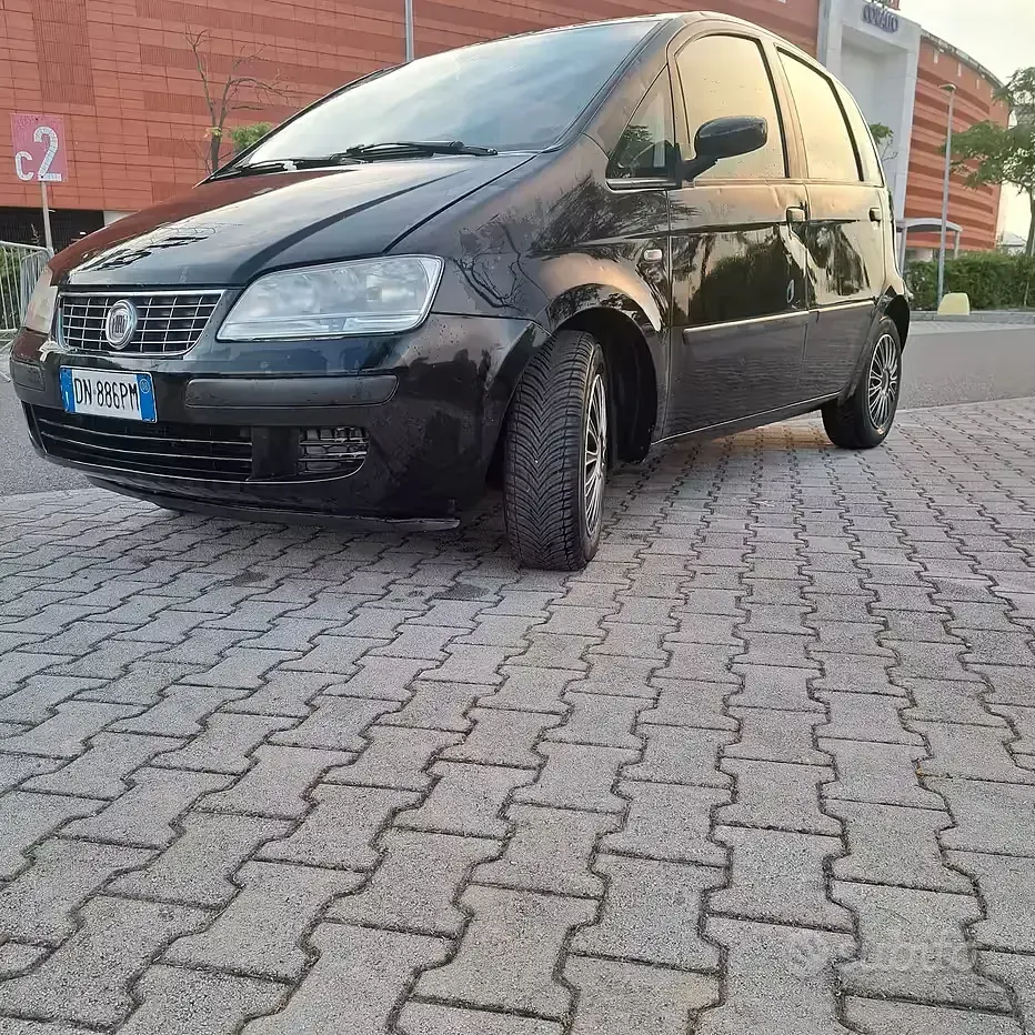 Usata Fiat Idea 80 CV (58 kW) 2008 Monovolume