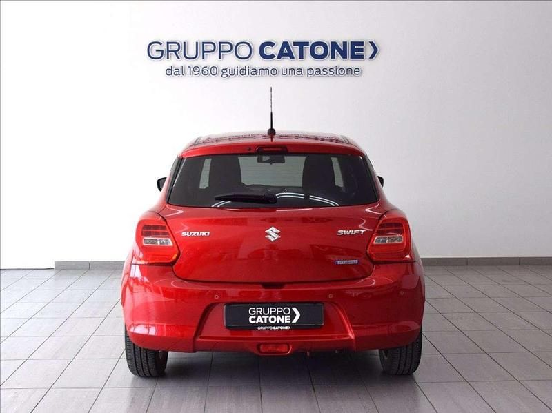 Usata Suzuki Swift Cool 83 CV (61 kW) 2024 Rosso Utilitaria