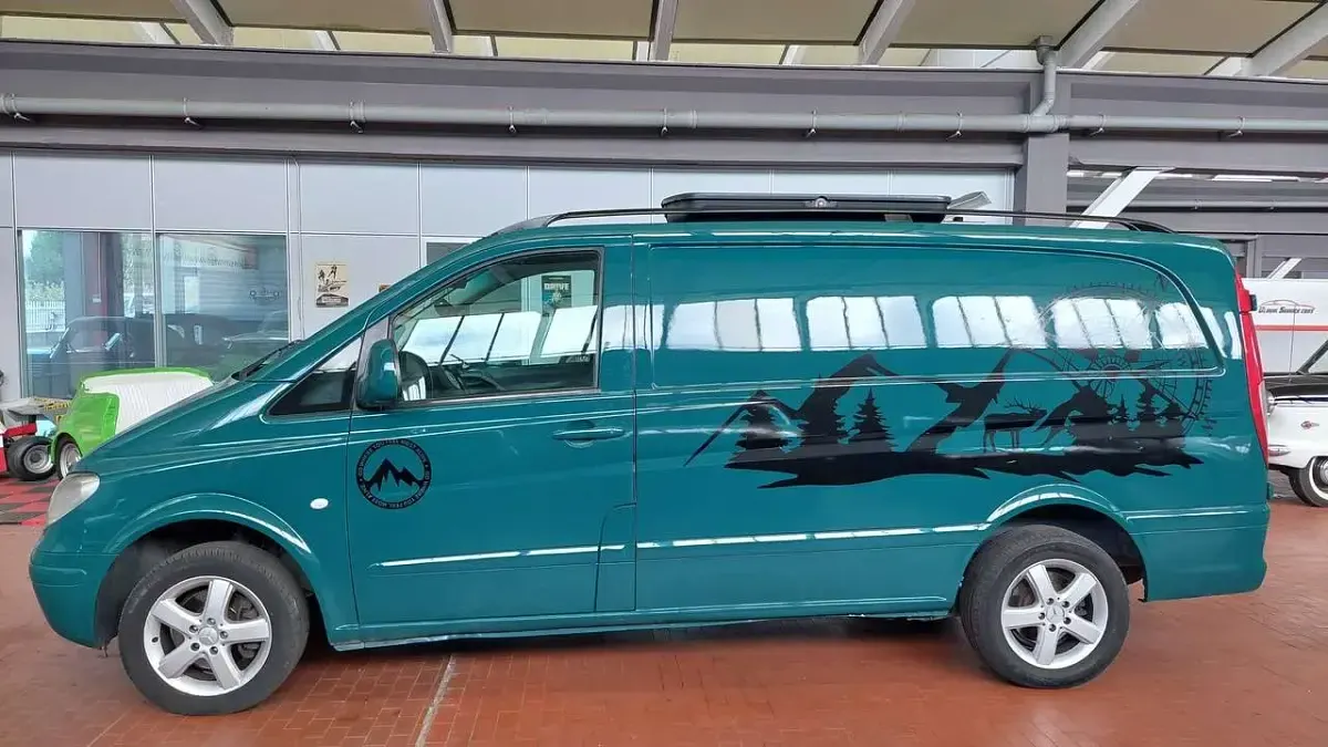 Usata Mercedes Vito 88 CV (64 kW) 2005 Verde Furgone