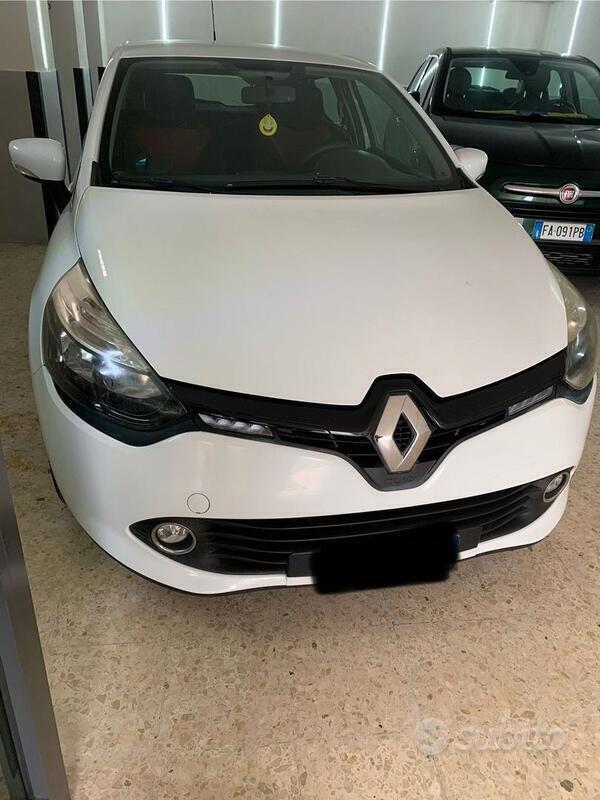 Usato 2015 Renault Clio IV Benzin (6.800 €)