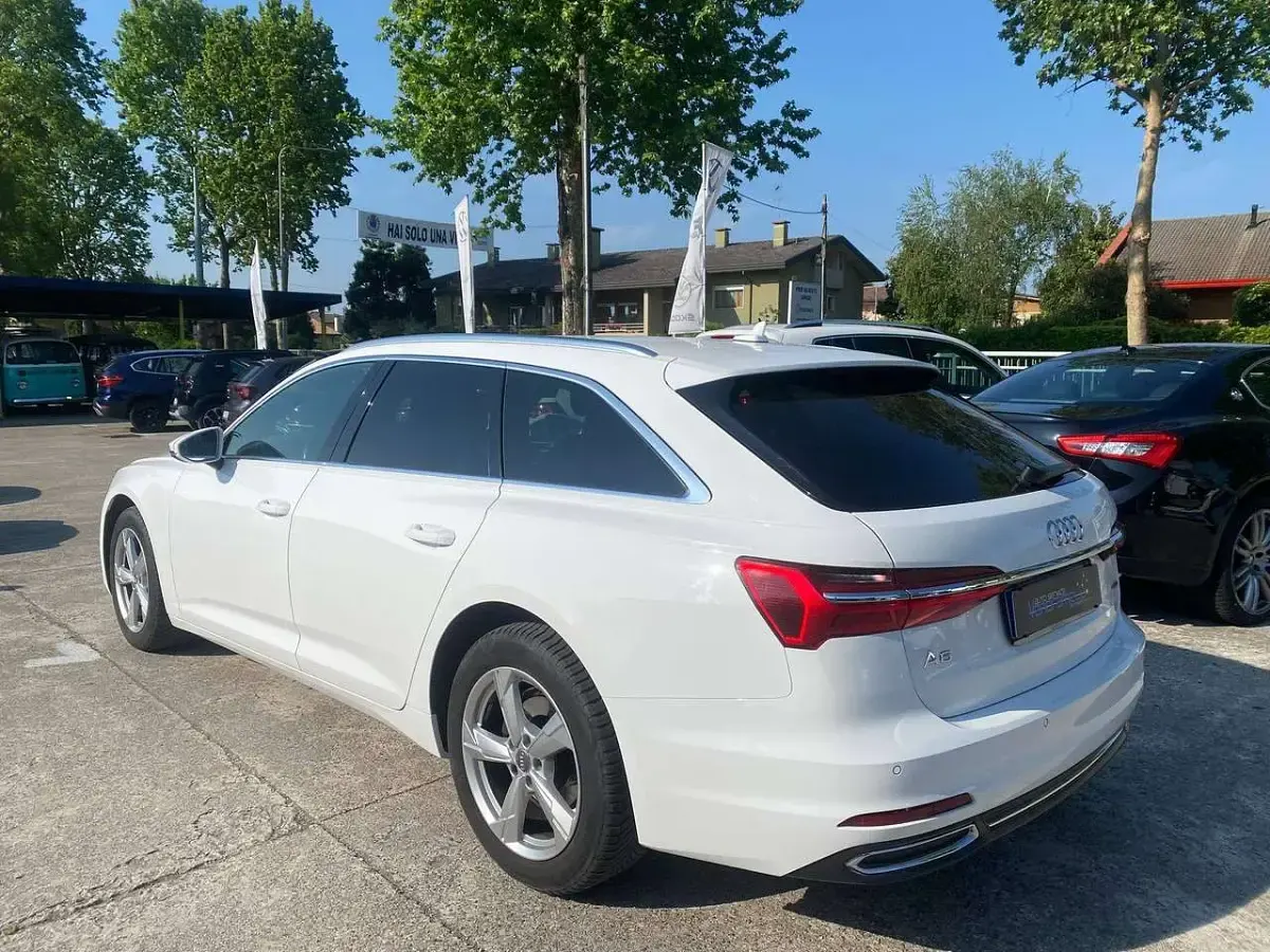 Usata Audi A6 Business Plus 204 CV (150 kW) 2020 Bianco Station wagon