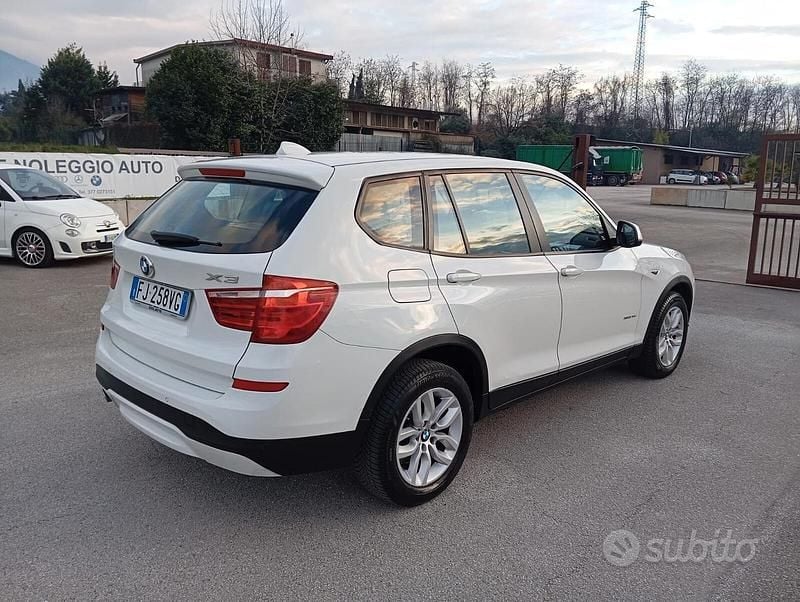 Usata BMW X3 Efficient Dynamics 190 CV (139 kW) 2017 Bianco SUV