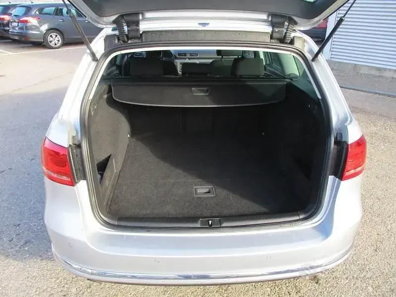 Usata VW Passat 105 CV (77 kW) 2014 Grigio Station wagon