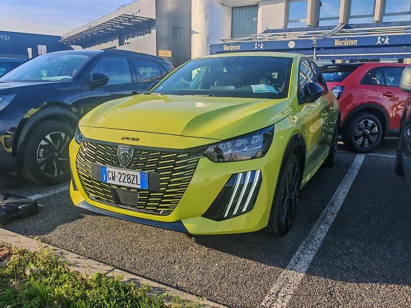 Begagnad Peugeot 208 GT 102 HK (75 kW) 2024 Gul Halvkombi