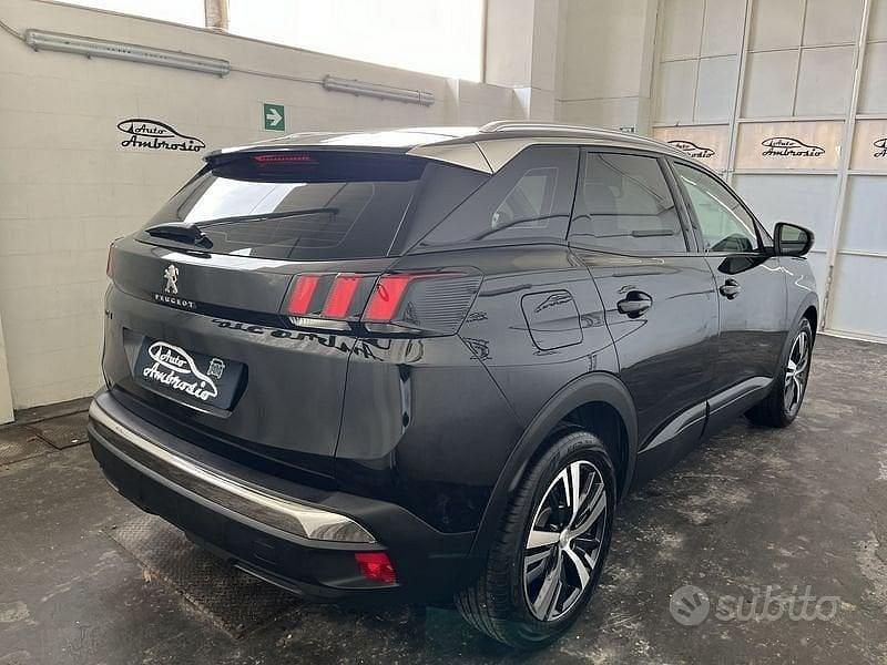 Usata Peugeot 3008 S 131 CV (96 kW) 2019 Nero SUV
