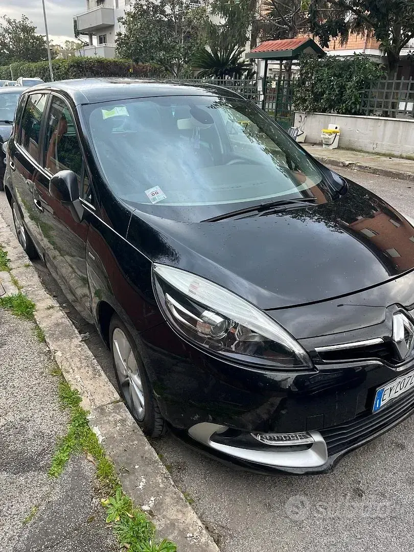Usata Renault Scenic E-Tech 106 CV (77 kW) 2015 Nero Monovolume
