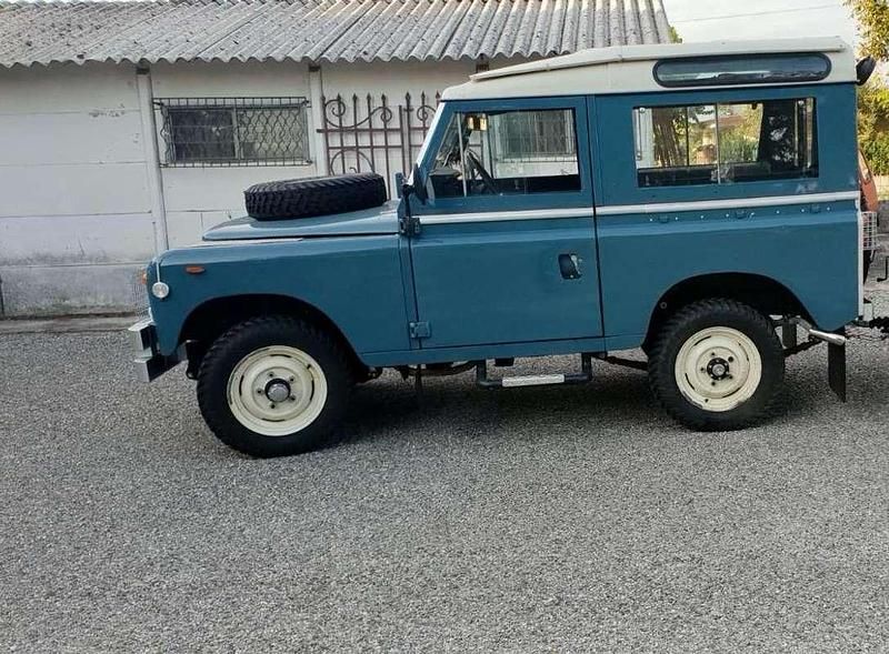 Usata Land Rover 88 73 CV (53 kW) 1981 Verde Station wagon