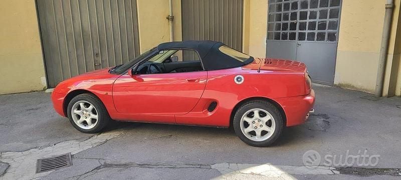 Usata MG F 120 CV (88 kW) 1998 Rosso pastello Cabrio