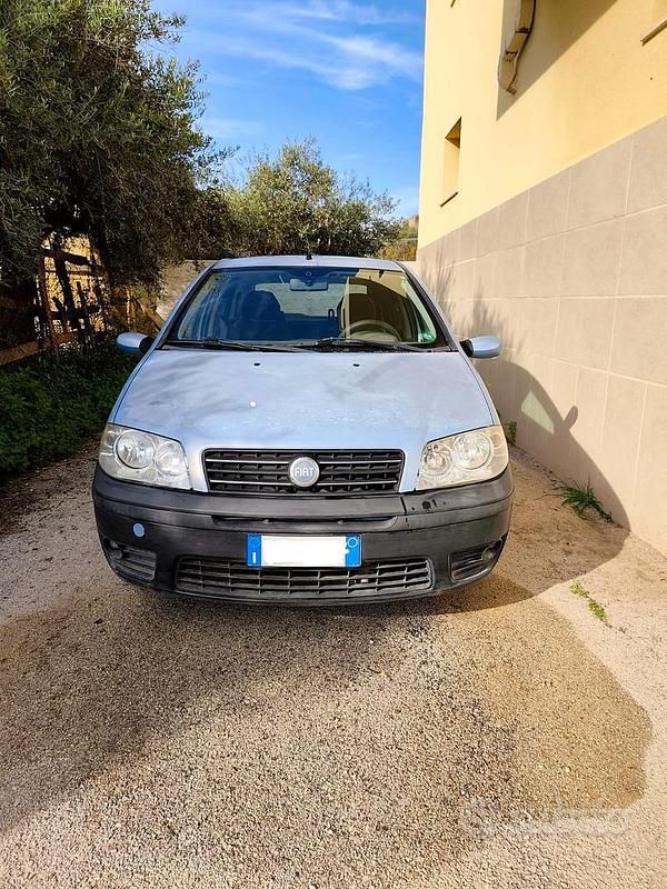 Usata 2006 Fiat Punto Due volumi | 1200 € (Ottimo prezzo) - Immagine 1/4