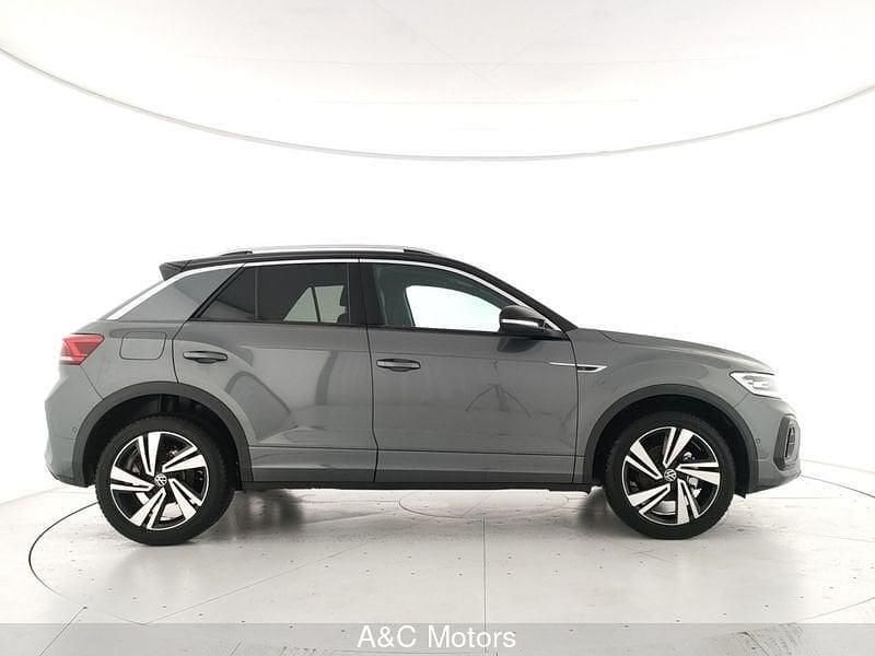 Usata VW T-Roc R-line 110 CV (80 kW) 2022 Grigio SUV