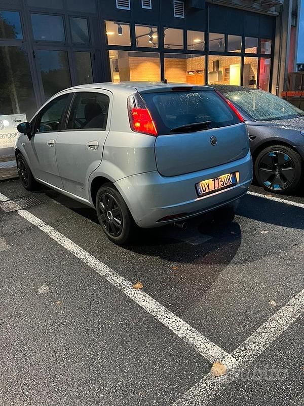 Usata Fiat Punto 2009 Grigio Utilitaria