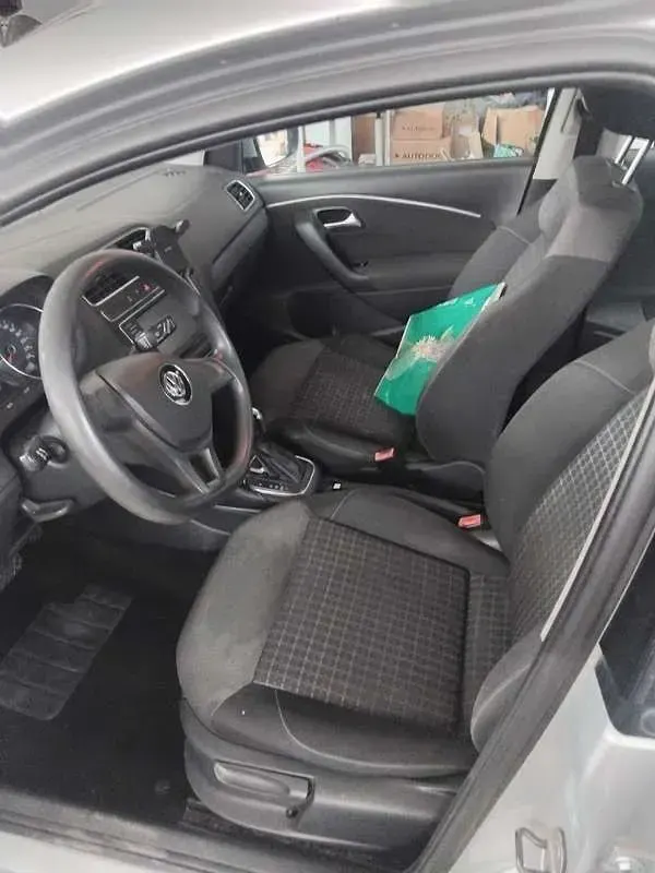 Usata VW Polo 90 CV (66 kW) 2015 Grigio Berlina