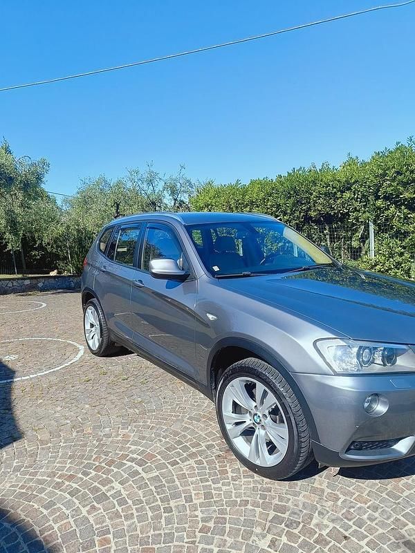 Grigio Usata 2013 BMW X3 SUV | 9000 € (Buon prezzo) - Immagine 1/4