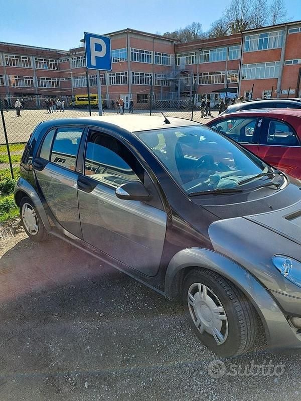 Usata Smart ForFour 95 CV (69 kW) 2005 Utilitaria