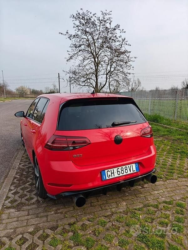 Usata VW Golf VII GTI 230 CV (169 kW) 2017 Rosso Berlina