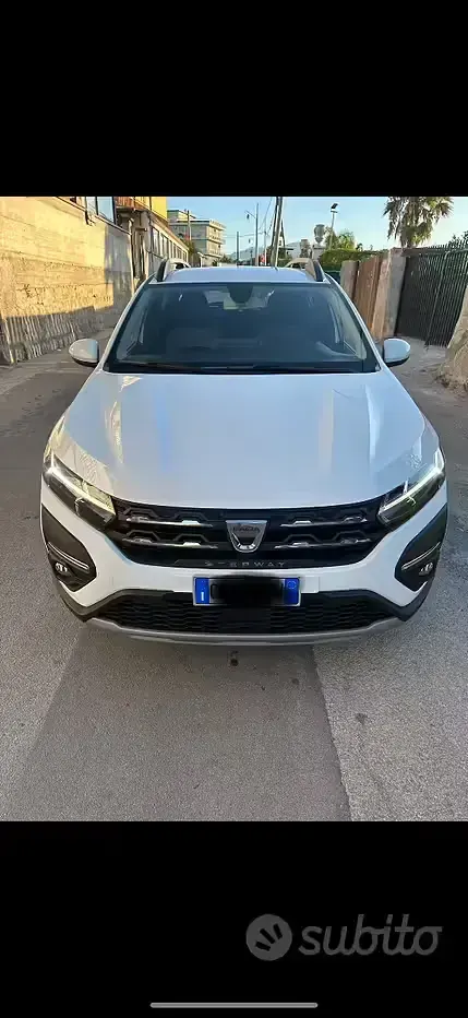 Usata Dacia Sandero 101 CV (74 kW) 2022 Bianco Utilitaria