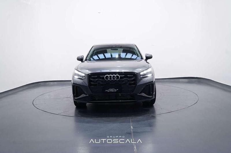 Nuova Audi Q2 S-Line 116 CV (85 kW) 2025 Grigio daytona SUV