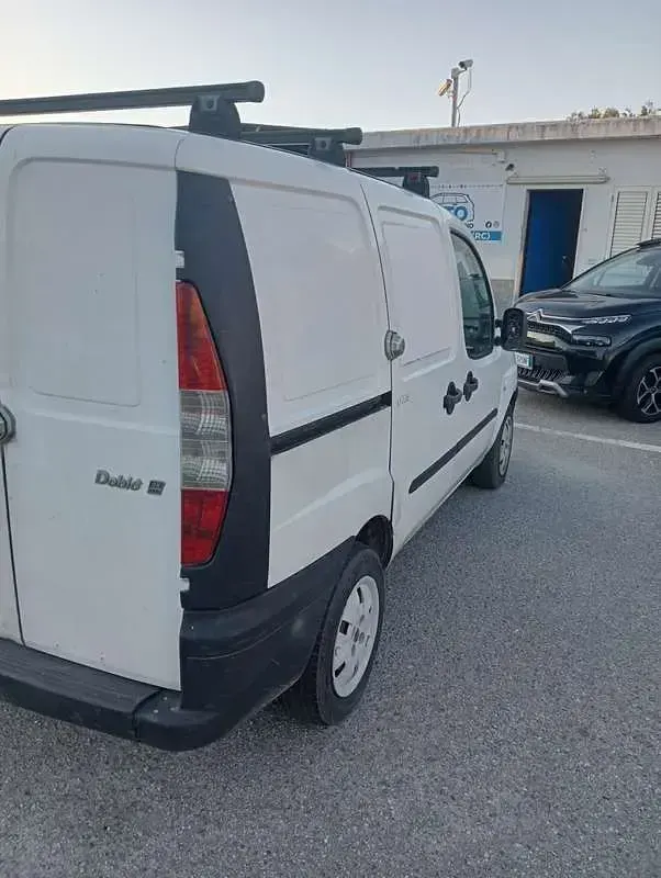 Usata Fiat Doblò 63 CV (46 kW) 2002 Monovolume