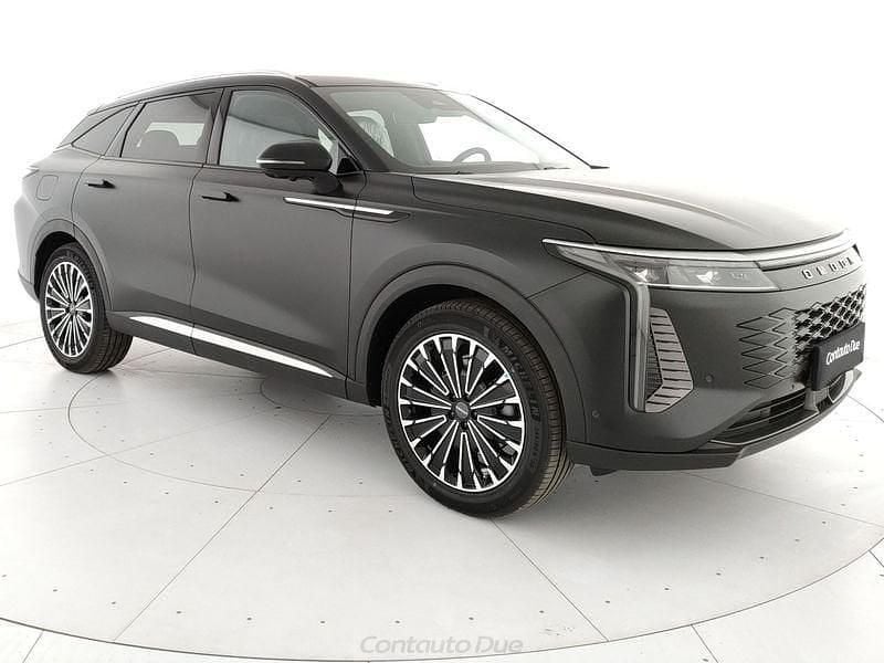 Nuova Omoda 9 537 CV (394 kW) 2025 Khaky white SUV