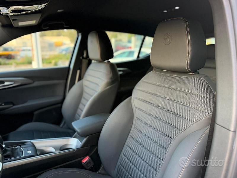 Usata Alfa Romeo Tonale Ti 280 CV (205 kW) 2023 Grigio SUV