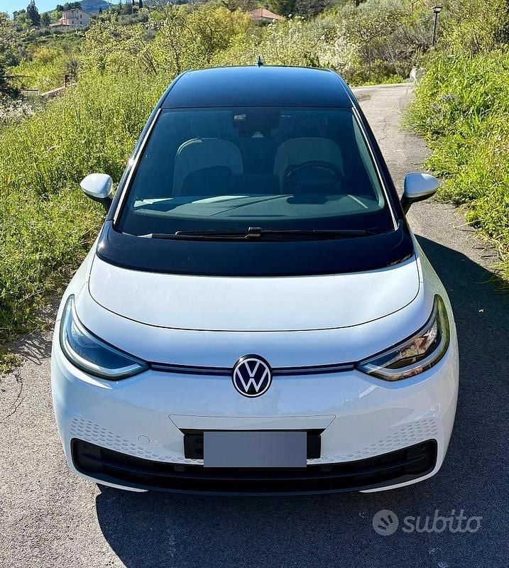 Usata VW ID.3 Pro 150 kW (204 CV) 2020 Bianco Utilitaria