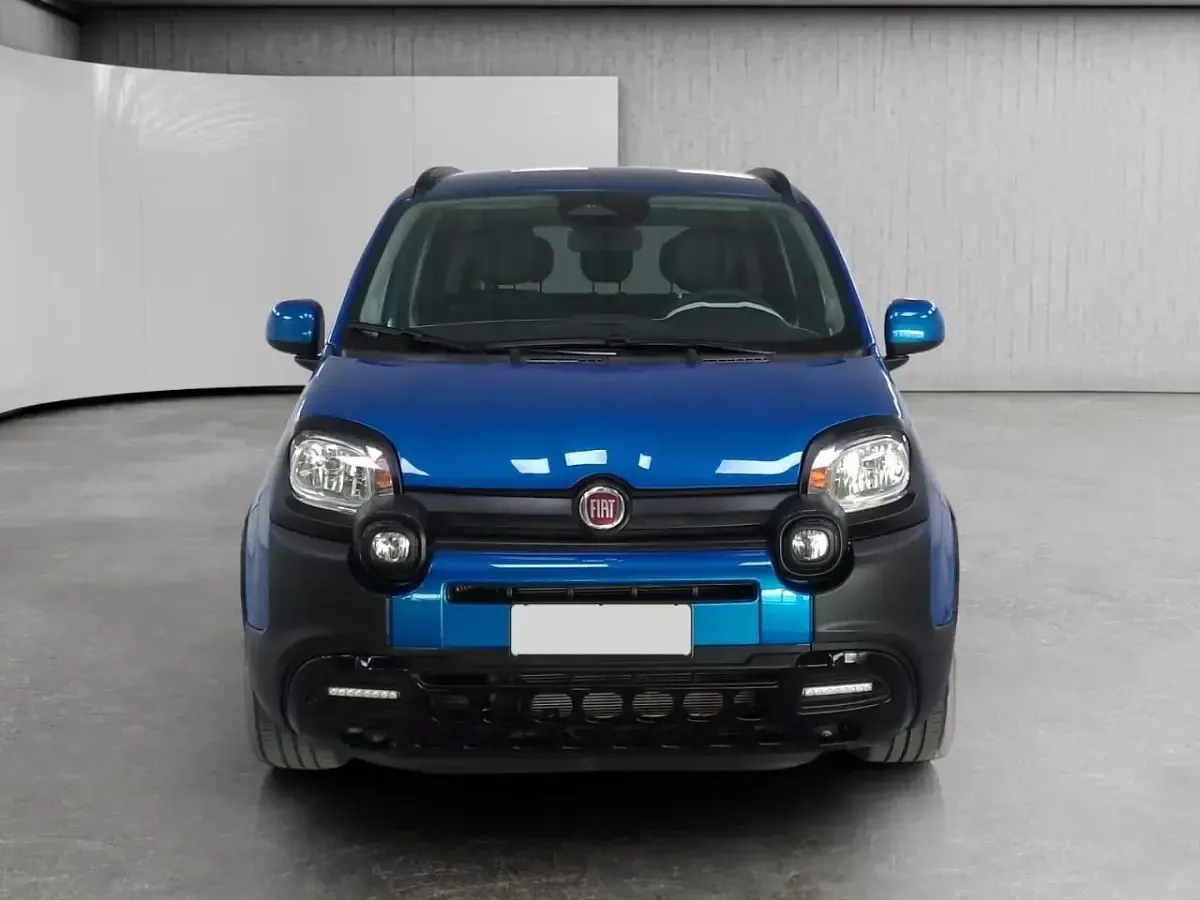 Usata Fiat Panda Cross Cross 70 CV (51 kW) 2025 Blu Utilitaria